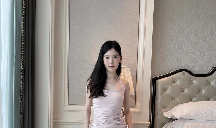 超高清chloe霏霏资源密码，一组美图收藏必备