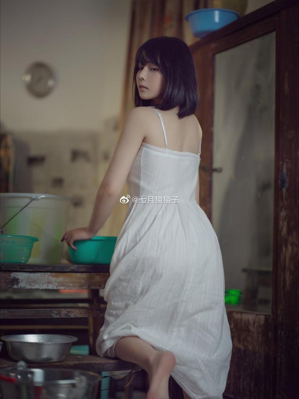 热血七月喵子忍者：套图大赏，快感十足的触觉体验