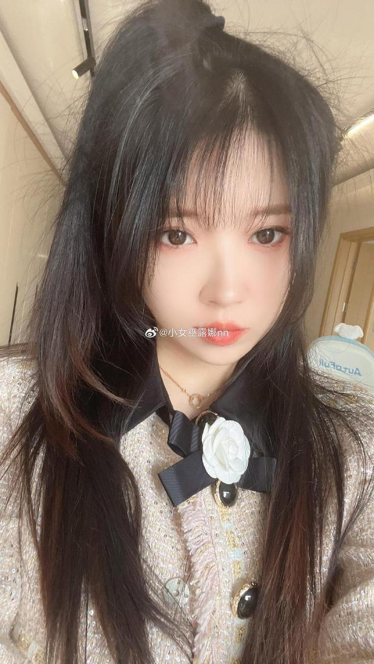 小女巫露娜为什么不放图？高清照片实在太漂亮了