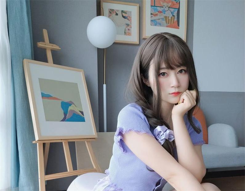 完美跨越时空的cos代表作品，白银81最新图包免费，让你欣赏到独一无二的艺术体验。