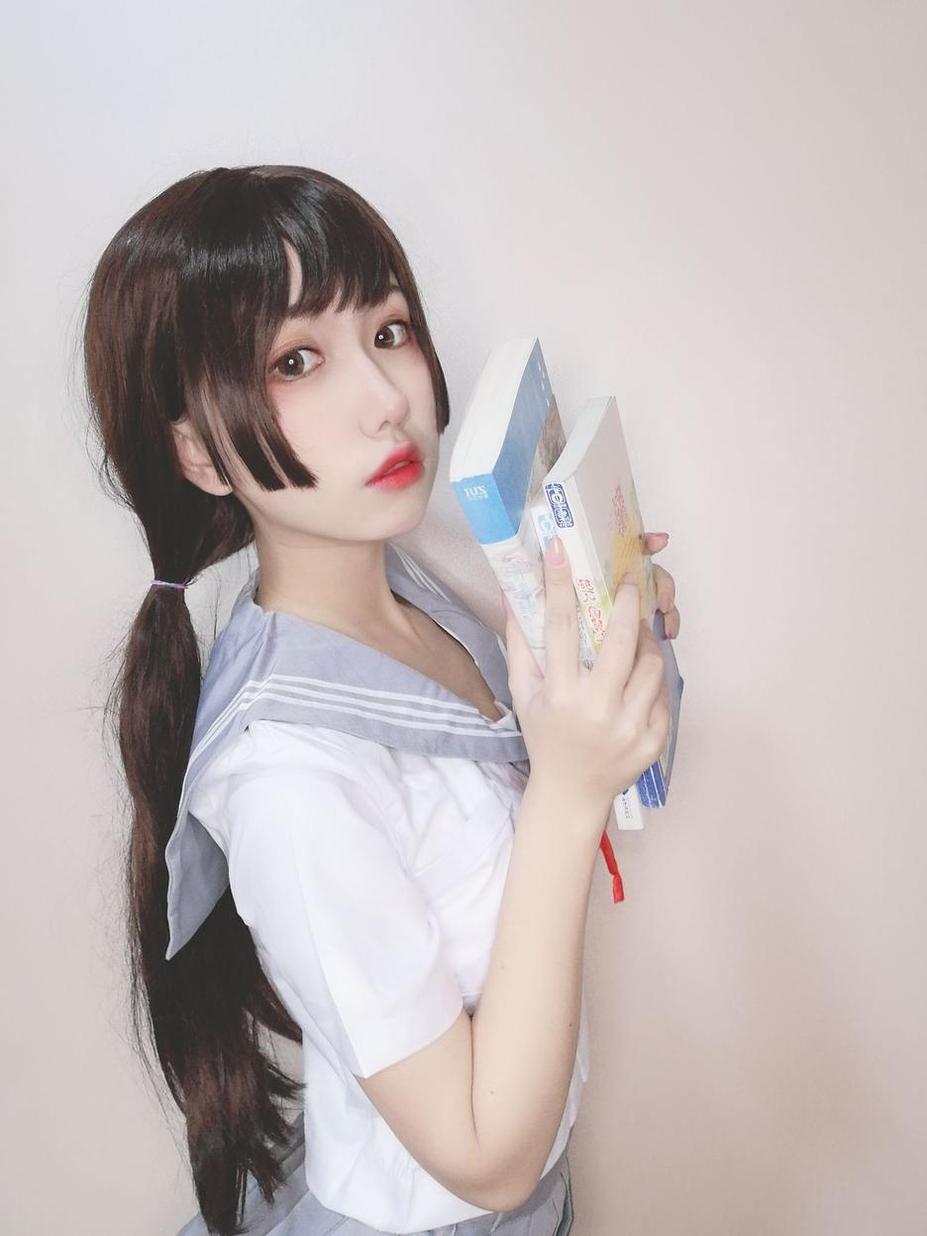 梦幻芋圆侑子兽：光与影的美图