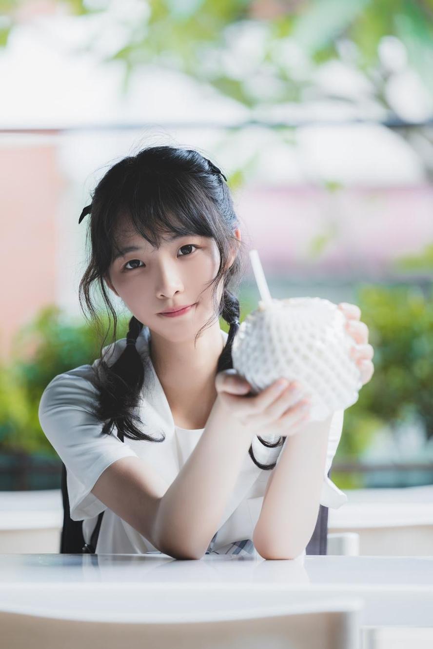 好看的西呱呀呀呀jk学生服：让你体验最完美的cos体验