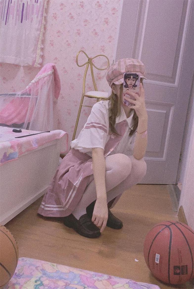美轮美奂的赛高酱私定蓝色校服拍摄集